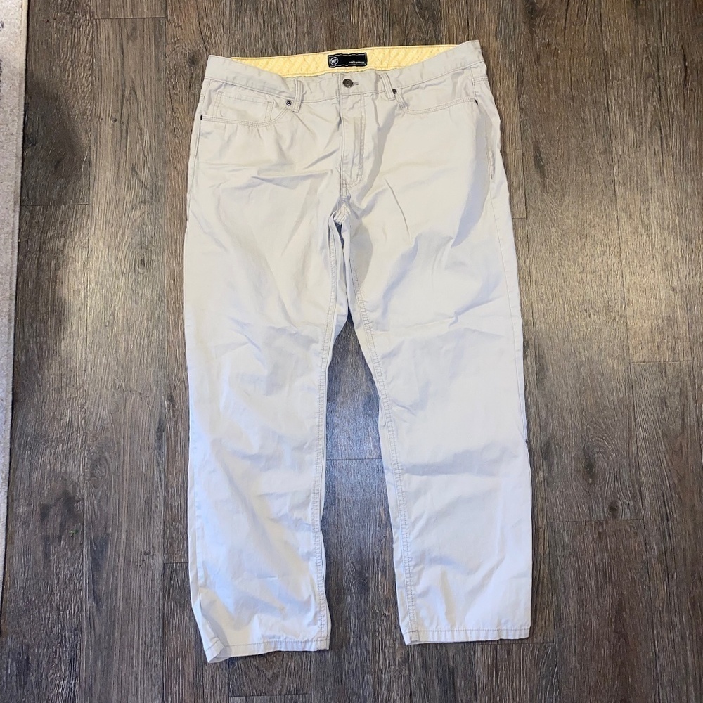 Weatherproof mens size 38 x 30 khaki pants